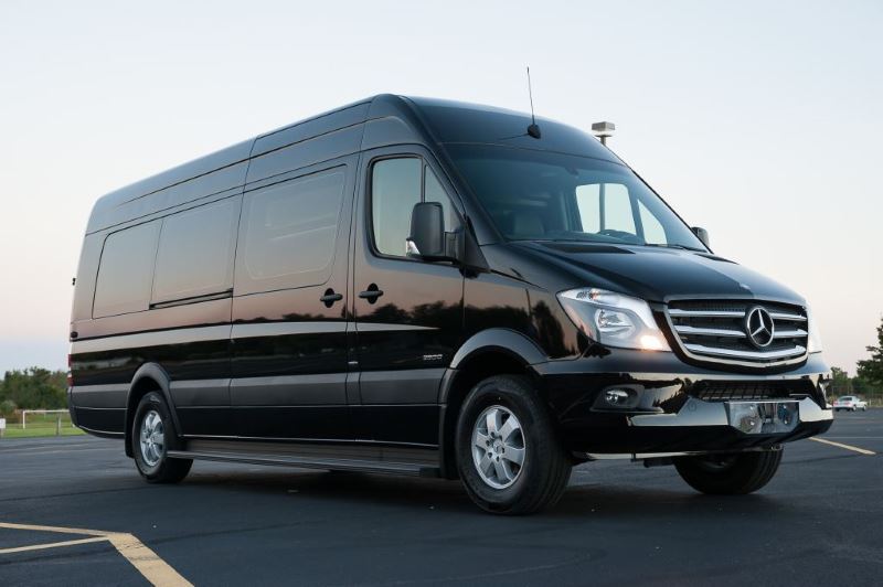 Knoxville 14 Passenger Sprinter Bus