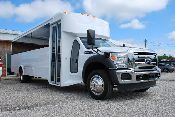 Knoxville 18 Passenger Limo Bus