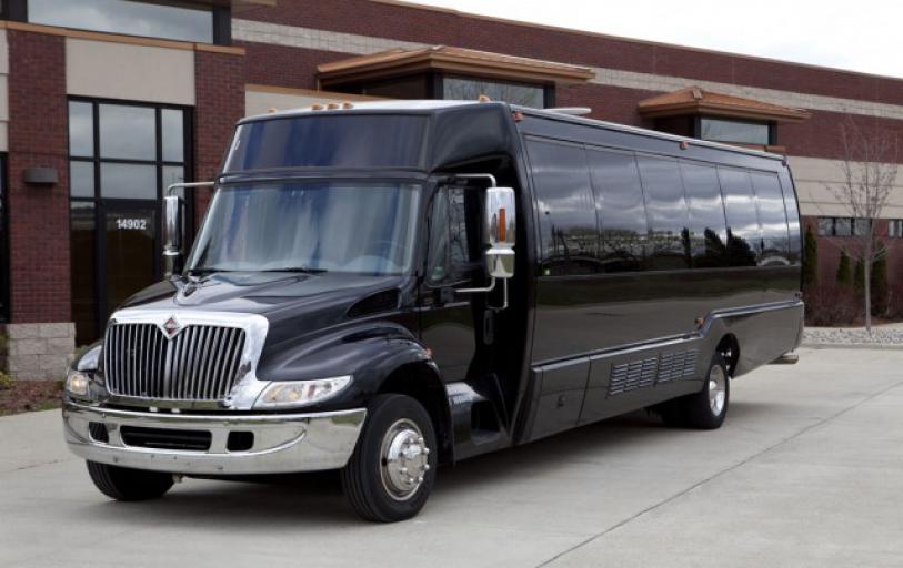 Knoxville 35 Passenger Party Bus